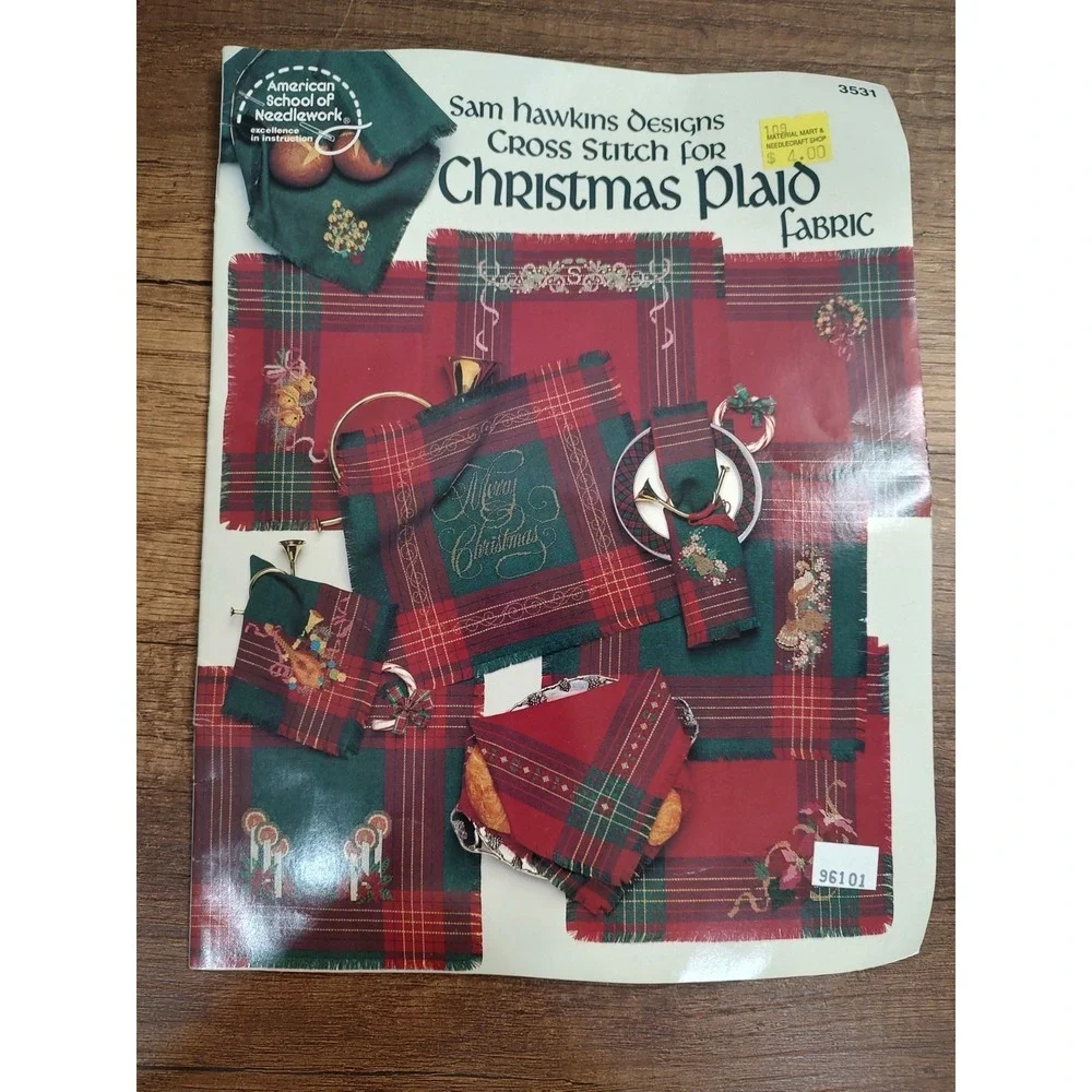 Vtg Cross Stitch Christmas Plaid Fabric Book 3531 And Fabric Lot D6